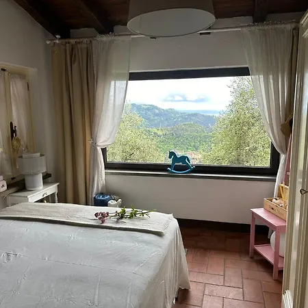 La Ghiandaia Monteggiori Feriehus *
