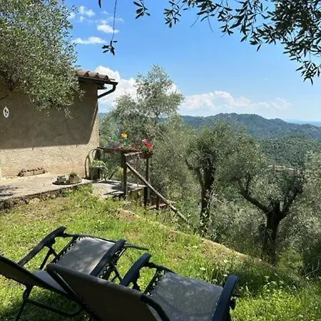 펜션 La Ghiandaia Monteggiori *